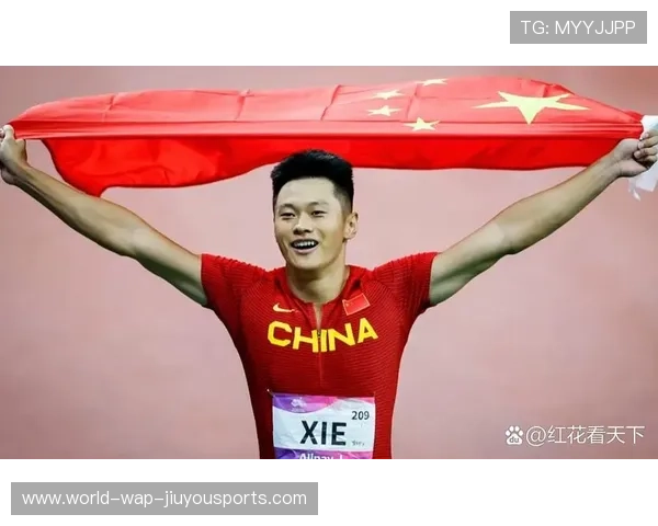 运动员拼劲十足瞬间：坚持到底的动人故事！